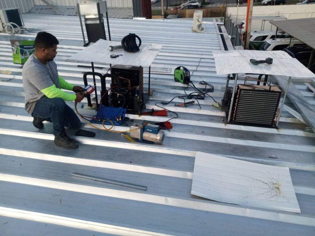 REPARACIÒN DE CAMARA DE FRIO